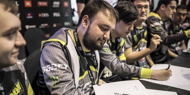 Na'Vi — FlyToMoon. Прогноз на матч Dota 2 (29 июля 2020 года) Na'Vi — FlyToMoon. Прогноз на матч Dota 2 (29 июля 2020 года)