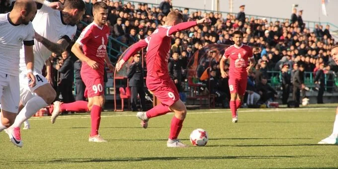 Шахтер — Кайсар. Прогноз на матч чемпионата Казахстана (19 августа 2020 года)