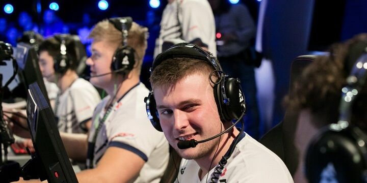 Complexity — MAD Lions. Прогноз на матч CS:GO (19 августа 2020 года) Complexity — MAD Lions. Прогноз на матч CS:GO (19 августа 2020 года)