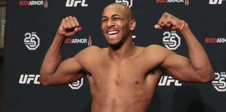 Майк Родригес — Марчин Прачнио. Прогноз на UFC (23 августа 2020 года) Майк Родригес — Марчин Прачнио. Прогноз на UFC (23 августа 2020 года)