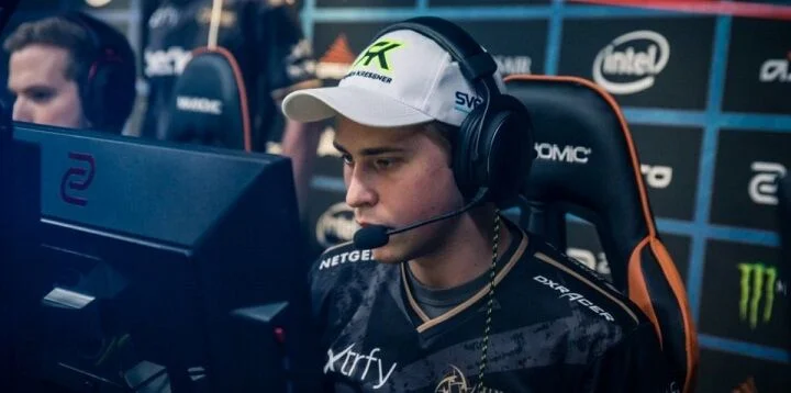 Complexity — NIP. Прогноз на матч CS:GO (5 сентября 2020 года) Complexity — NIP. Прогноз на матч CS:GO (5 сентября 2020 года)