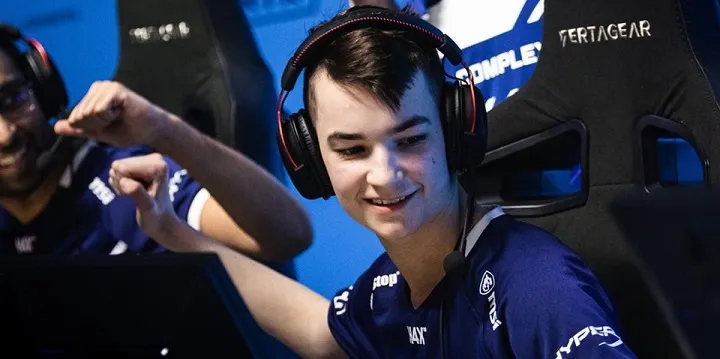 Complexity — FaZe Clan. Прогноз на матч CS:GO (19 сентября 2020 года) Complexity — FaZe Clan. Прогноз на матч CS:GO (19 сентября 2020 года)