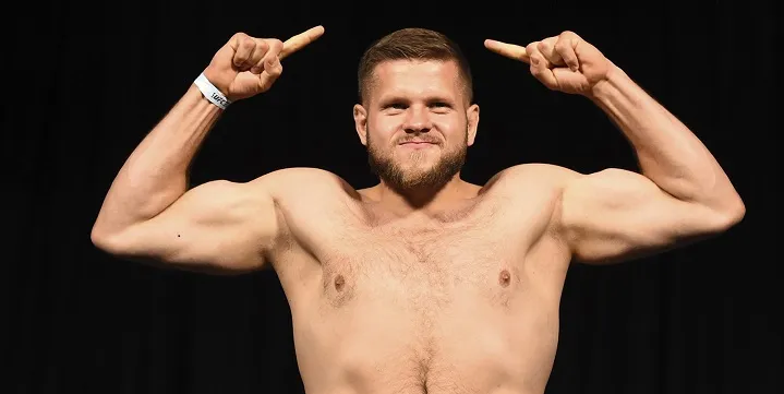 Бен Ротвелл — Марчин Тыбура. Прогноз на UFC (11 октября 2020 года) Бен Ротвелл — Марчин Тыбура. Прогноз на UFC (11 октября 2020 года)