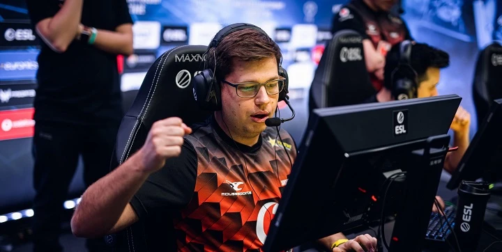 Vitality — Mousesports. Прогноз на матч CS:GO (15 октября 2020 года) Vitality — Mousesports. Прогноз на матч CS:GO (15 октября 2020 года)