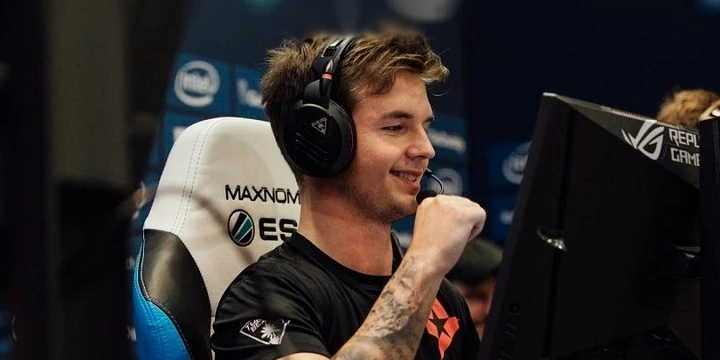 Astralis — Heroic. Прогноз на матч CS:GO (15 октября 2020 года) Astralis — Heroic. Прогноз на матч CS:GO (15 октября 2020 года)