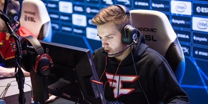 FaZe Clan — NIP. Прогноз на матч CS:GO (21 октября 2020 года) FaZe Clan — NIP. Прогноз на матч CS:GO (21 октября 2020 года)