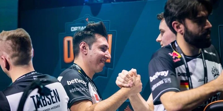 BIG — FaZe Clan. Прогноз на матч CS:GO (29 октября 2020 года) BIG — FaZe Clan. Прогноз на матч CS:GO (29 октября 2020 года)