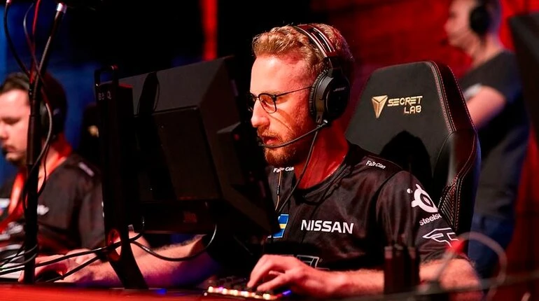 FaZe Clan — OG. Прогноз на матч CS:GO (6 ноября 2020 года) FaZe Clan — OG. Прогноз на матч CS:GO (6 ноября 2020 года)