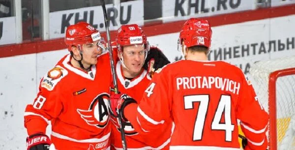 Динамо Рига — Автомобилист. Прогноз на матч КХЛ (14 ноября 2020 года) Динамо Рига — Автомобилист. Прогноз на матч КХЛ (14 ноября 2020 года)