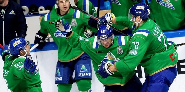 Салават Юлаев – Сибирь. Прогноз на матч КХЛ (13 декабря 2020 года) Салават Юлаев – Сибирь. Прогноз на матч КХЛ (13 декабря 2020 года)