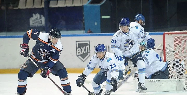 Динамо М0 — Южный Урал. Прогноз на матч чемпионата ВХЛ (15 декабря 2020 года) Динамо М0 — Южный Урал. Прогноз на матч чемпионата ВХЛ (15 декабря 2020 года)