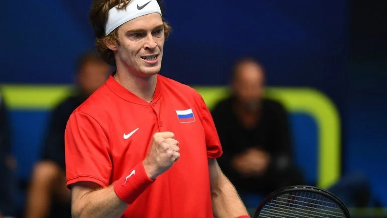 Андрей Рублев - Фабио Фоньини. Прогноз на матч ATP Cup (7 февраля 2021 года)
Андрей Рублев - Фабио Фоньини. Прогноз на матч ATP Cup (7 февраля 2021 года)