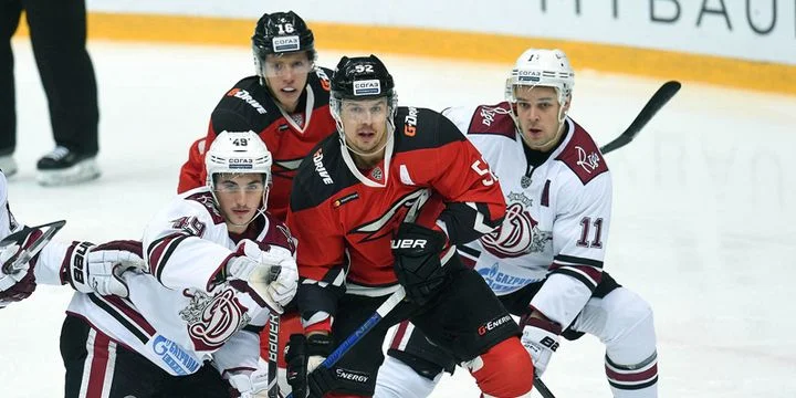 Авангард – Динамо Рига. Прогноз на матч КХЛ (9 февраля 2021 года) Авангард – Динамо Рига. Прогноз на матч КХЛ (9 февраля 2021 года)