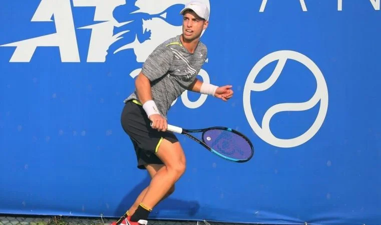 Адриан Андреев - Алексей Попырин. Прогноз на матч ATP Сингапур (24 февраля 2021 года) Адриан Андреев - Алексей Попырин. Прогноз на матч ATP Сингапур (24 февраля 2021 года)