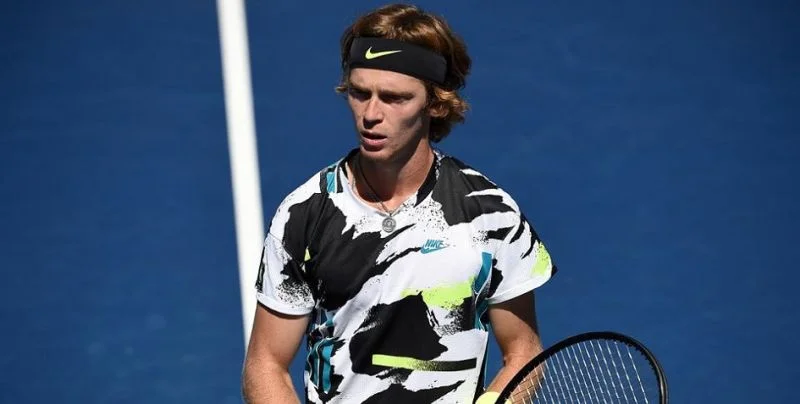 Маркос Хирон - Андрей Рублёв. Прогноз на матч ATP Роттердам (2 марта 2021 года)
Маркос Хирон - Андрей Рублёв. Прогноз на матч ATP Роттердам (2 марта 2021 года)