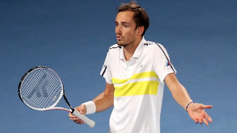 Даниил Медведев - Пьер-Юг Эрбер. Прогноз на матч ATP Марсель (14 марта 2021 года)
Даниил Медведев - Пьер-Юг Эрбер. Прогноз на матч ATP Марсель (14 марта 2021 года)