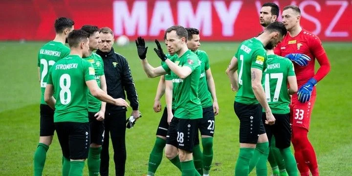 Гурник Ленчна – Хробры Глогув. Прогноз на матч Первого дивизиона Польши (1 апреля 2021 года) Гурник Ленчна – Хробры Глогув. Прогноз на матч Первого дивизиона Польши (1 апреля 2021 года)