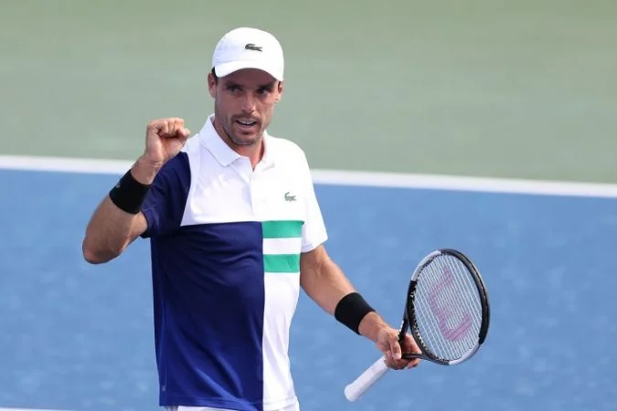 Роберто Баутиста-Агут - Янник Синнер. Прогноз на матч ATP Майами (2 апреля 2021 года)
Роберто Баутиста-Агут - Янник Синнер. Прогноз на матч ATP Майами (2 апреля 2021 года)