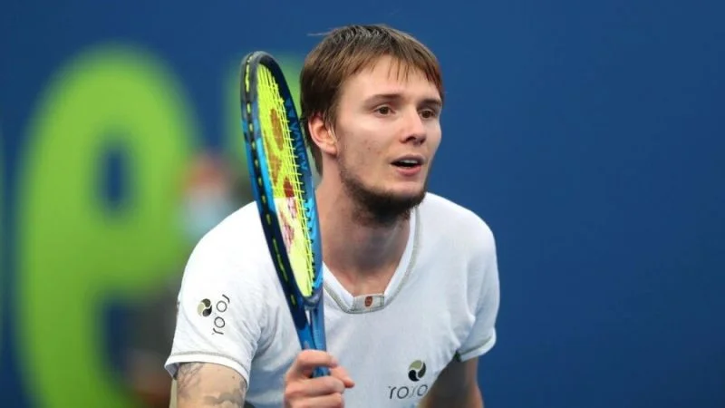 Алехандро Давидович - Александр Бублик. Прогноз на матч ATP Барселона (20 апреля 2021 года)
Алехандро Давидович - Александр Бублик. Прогноз на матч ATP Барселона (20 апреля 2021 года)