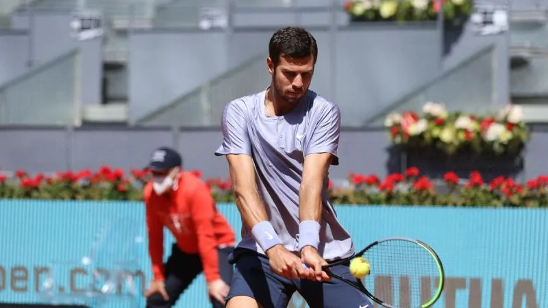 Бенджамин Бонзи - Карен Хачанов. Прогноз на матч ATP Лион (18 мая 2021 года)
Бенджамин Бонзи - Карен Хачанов. Прогноз на матч ATP Лион (18 мая 2021 года)