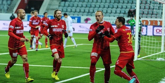 Тун — Сьон. Прогноз и ставка на матч чемпионата Швейцарии (27 мая 2021 года) Тун — Сьон. Прогноз и ставка на матч чемпионата Швейцарии (27 мая 2021 года)