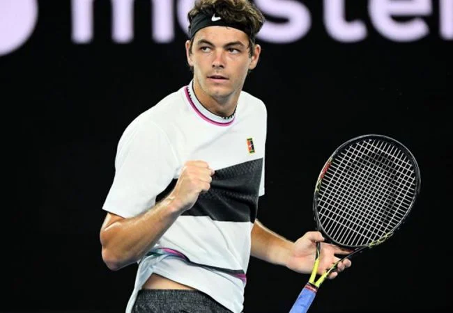 Тейлор Фриц - Жоао Соуза. Прогноз на матч ATP Ролан Гаррос (31 мая 2021 года)
Тейлор Фриц - Жоао Соуза. Прогноз на матч ATP Ролан Гаррос (31 мая 2021 года)