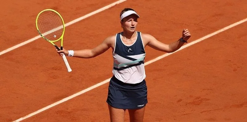 Барбора Крейчикова – Мария Саккари. Прогноз на матч WTA Ролан Гаррос (10 июня 2021 года) Барбора Крейчикова – Мария Саккари. Прогноз на матч WTA Ролан Гаррос (10 июня 2021 года)