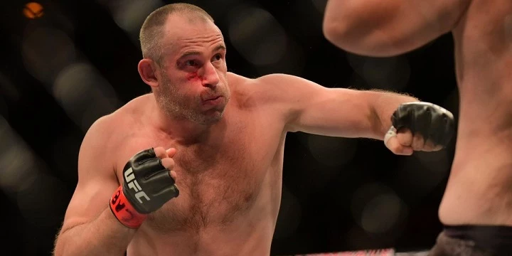 Алексей Олейник — Сергей Спивак. Прогноз на UFC (20 июня 2021 года) Алексей Олейник — Сергей Спивак. Прогноз на UFC (20 июня 2021 года)