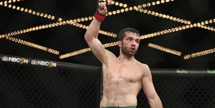 Раони Барселос — Тимур Валиев. Прогноз на UFC (27 июня 2021 года) Раони Барселос — Тимур Валиев. Прогноз на UFC (27 июня 2021 года)