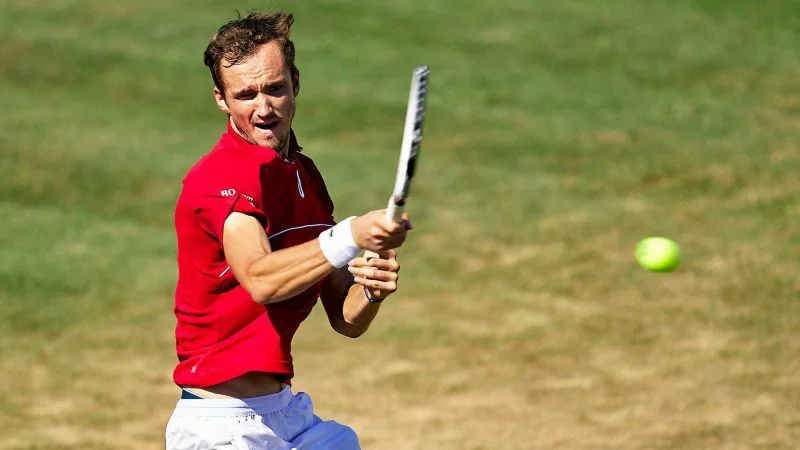 Ян-Леннард Штруфф - Даниил Медведев. Прогноз на матч ATP Уимблдон (29 июня 2021 года) Ян-Леннард Штруфф - Даниил Медведев. Прогноз на матч ATP Уимблдон (29 июня 2021 года)